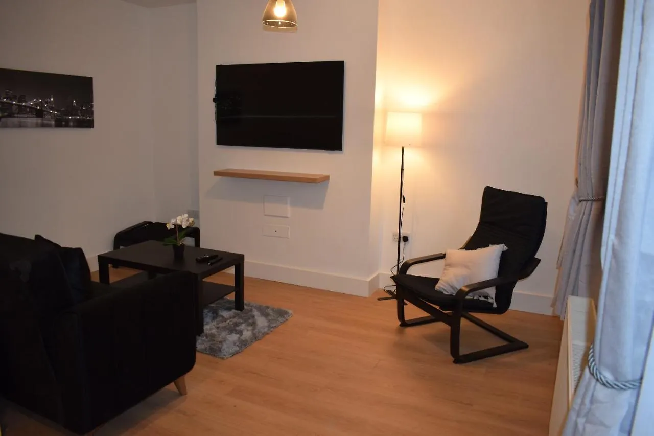 Apartment Forest Gate Haven London